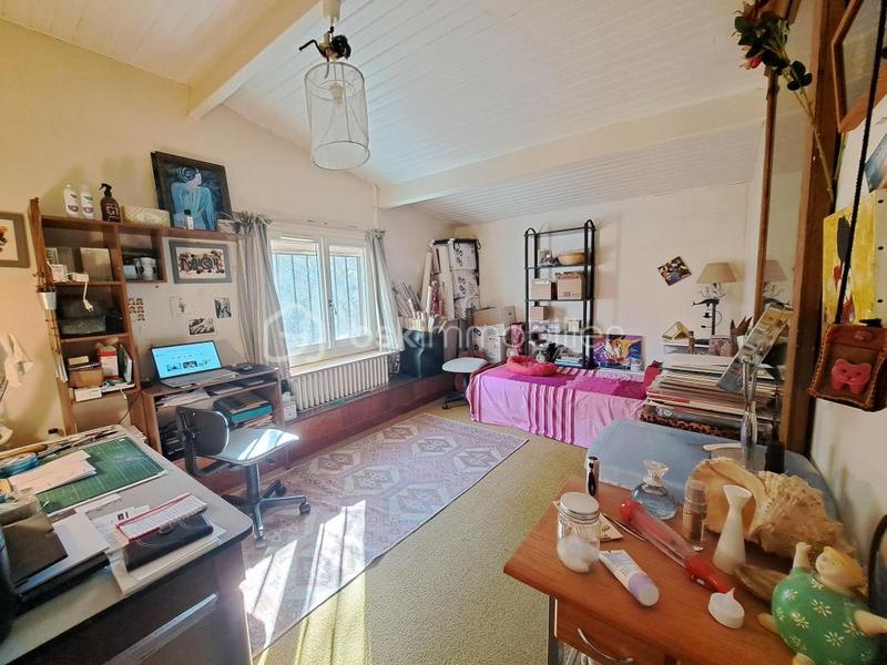 Propriété - 222 m² - 10 pièces