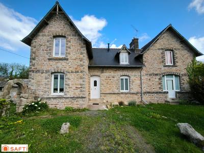 Maison - 161 m² - 8 pièces