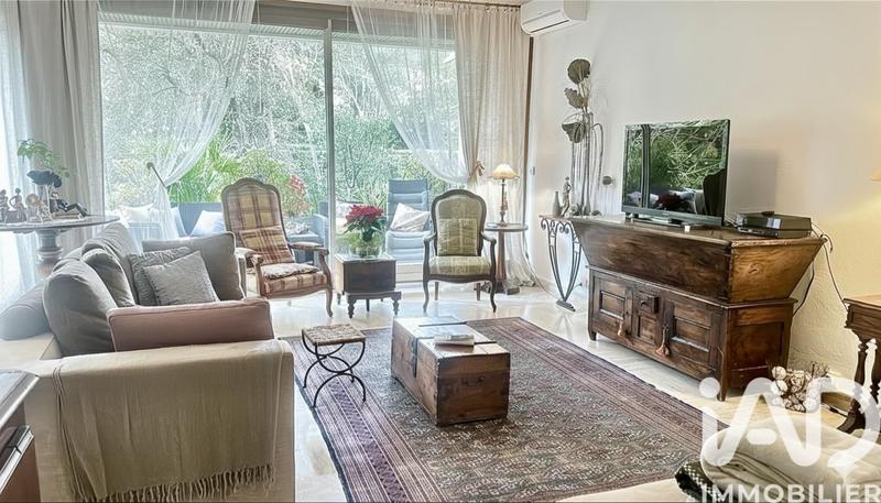 Appartement - 102 m² - 4 pièces