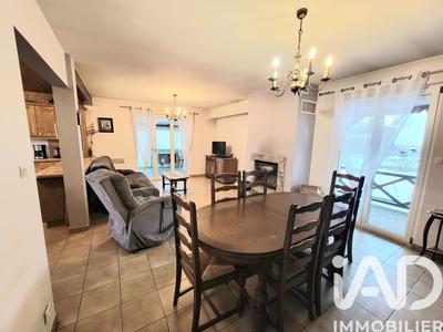 Maison - 81 m² - 5 pièces