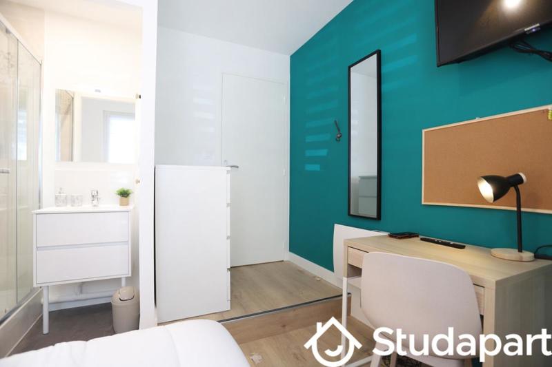 Chambre - 74 m² - 1 pièce