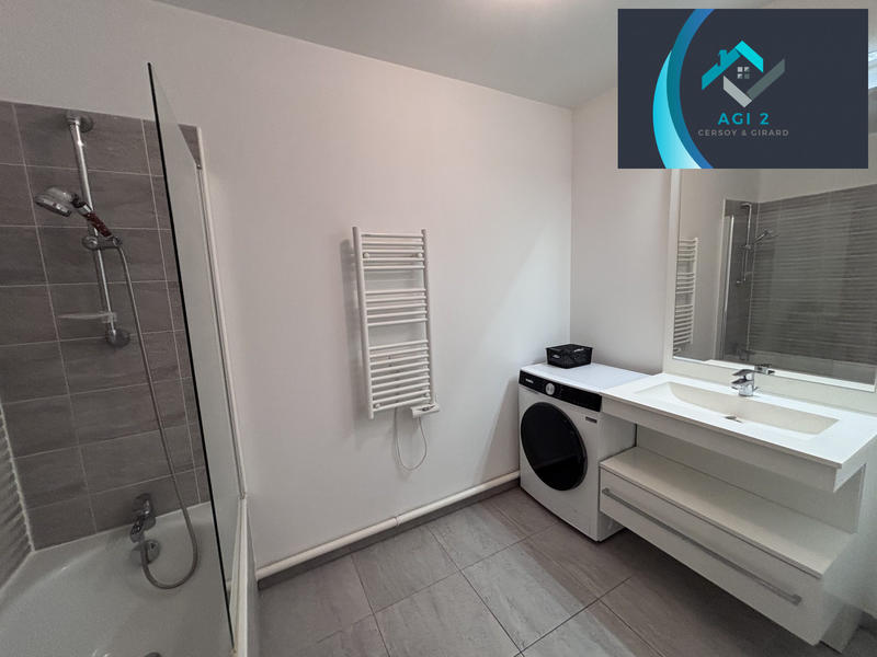 Appartement - 60 m² - 3 pièces