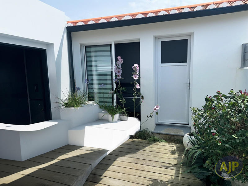 Maison - 102 m² - 6 pièces