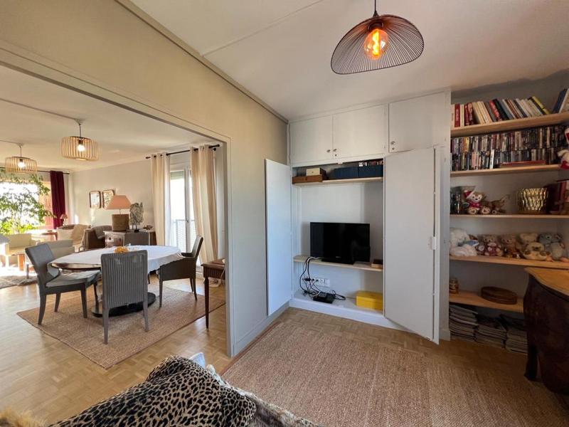 Appartement - 93 m² - 4 pièces