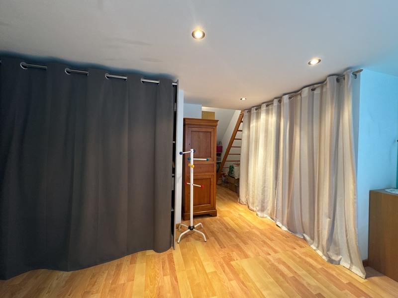 Appartement - 208 m² - 7 pièces