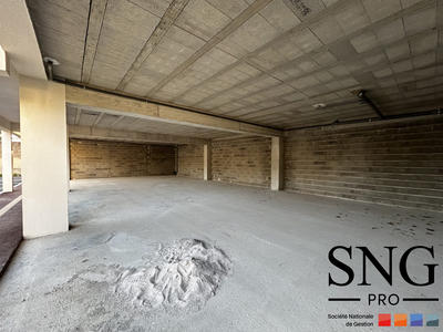 Local commercial - 137 m²