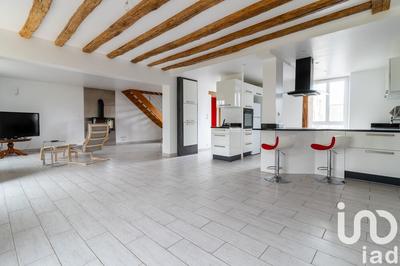 Maison - 315 m² - 11 pièces