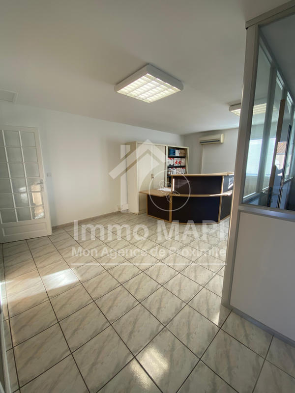 Local commercial - 119 m²