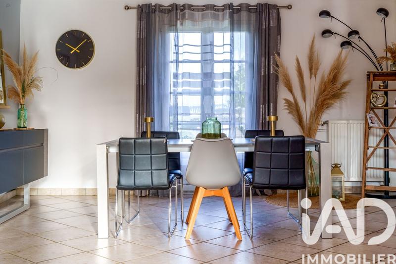 Maison - 175 m² - 8 pièces
