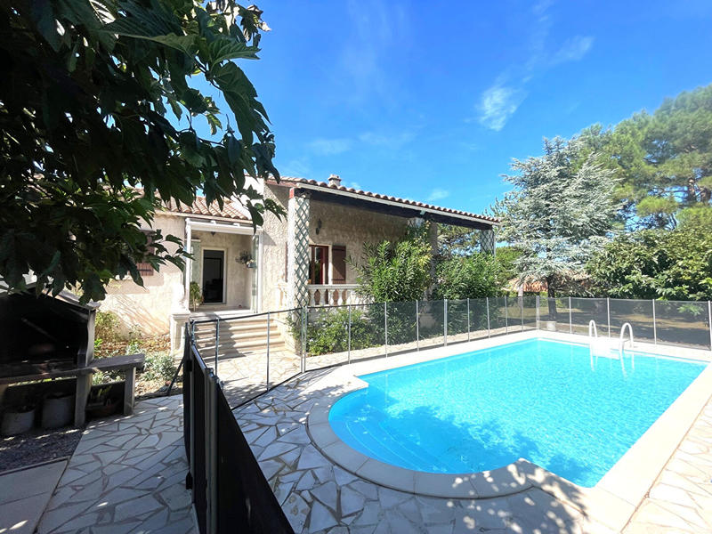 Maison - 141 m² - 6 pièces