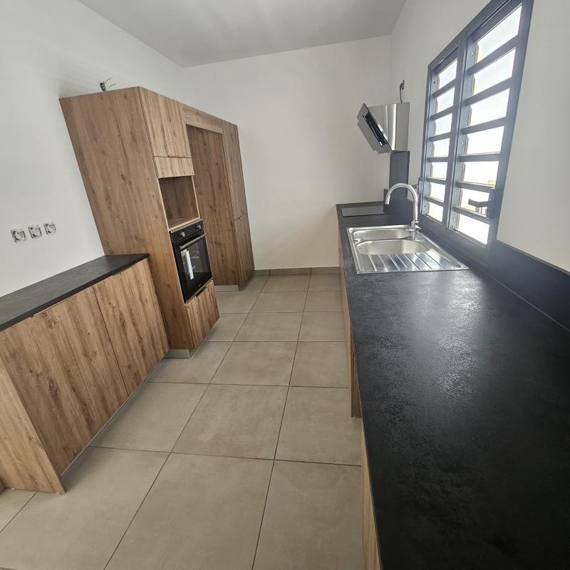 Appartement - 80 m² - 4 pièces