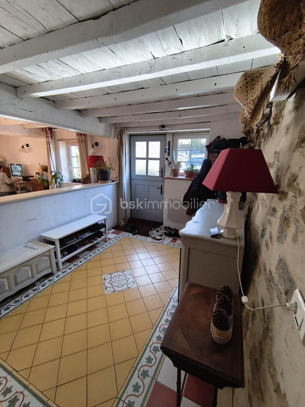 Maison - 185 m² - 8 pièces