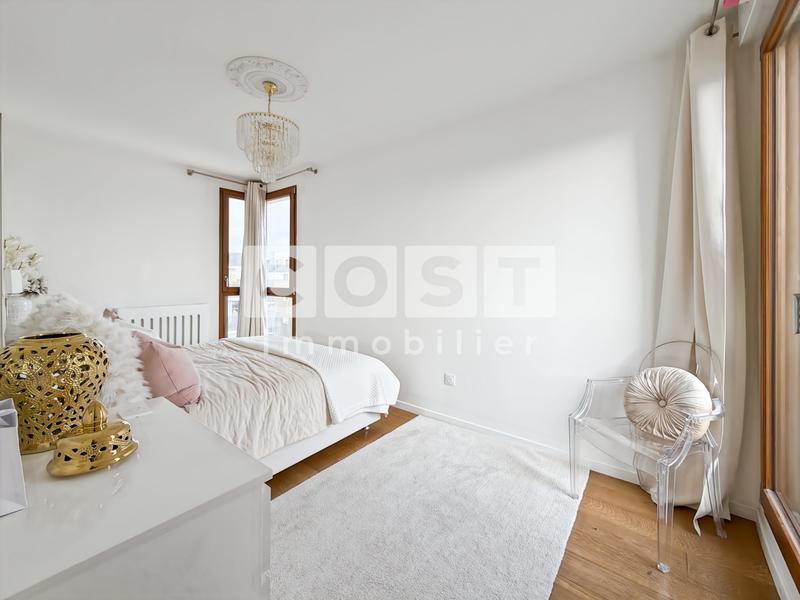 Appartement - 95 m² - 5 pièces