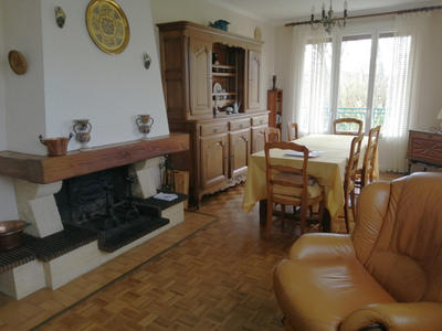 Maison - 96 m² - 5 pièces