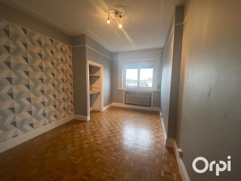 Appartement - 98 m² - 5 pièces