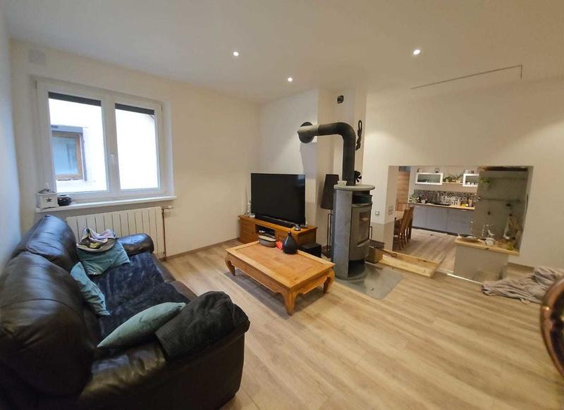 Maison de village - 90 m² - 3 pièces