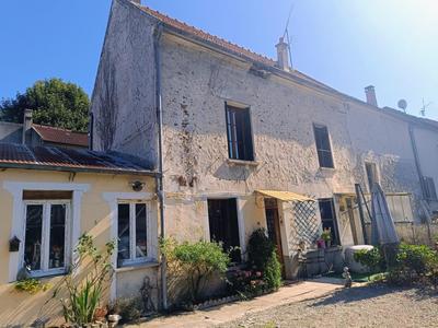 Maison - 93 m² - 4 pièces