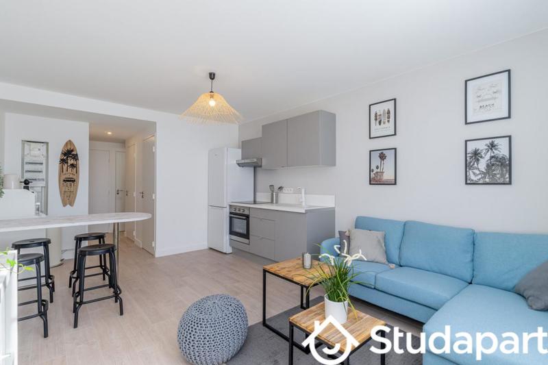 Chambre - 9 m² - 1 pièce