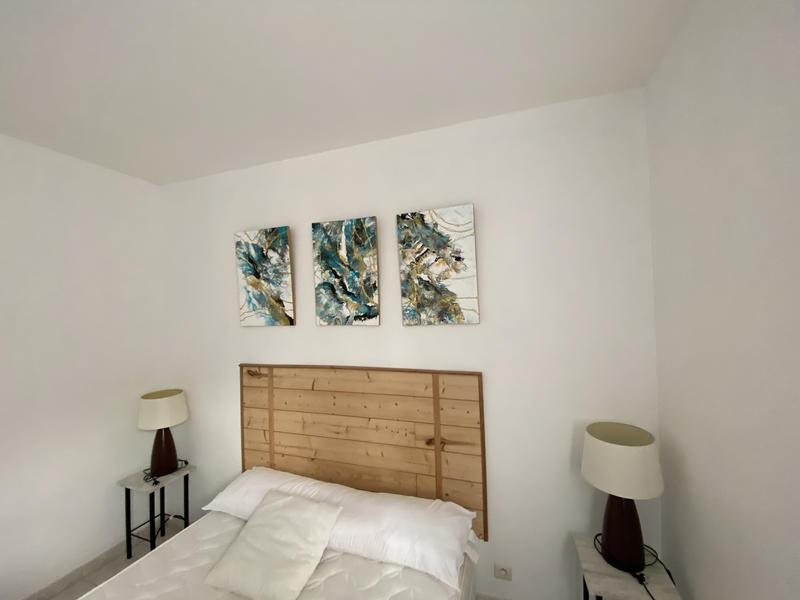 Propriété - 256 m² - 10 pièces