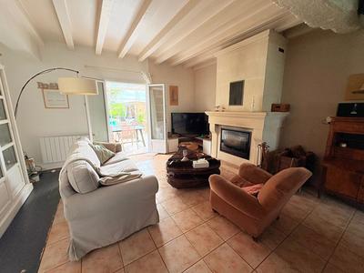 Maison - 156 m² - 7 pièces