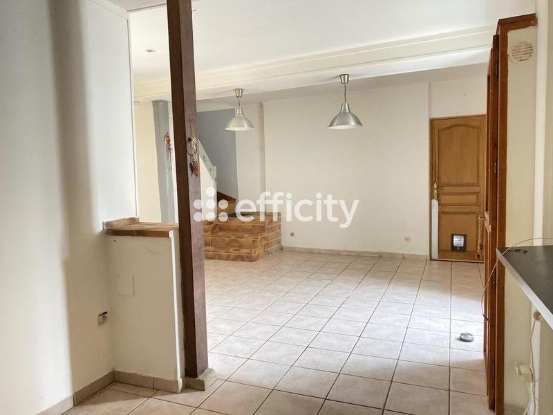 Maison - 102 m² - 4 pièces