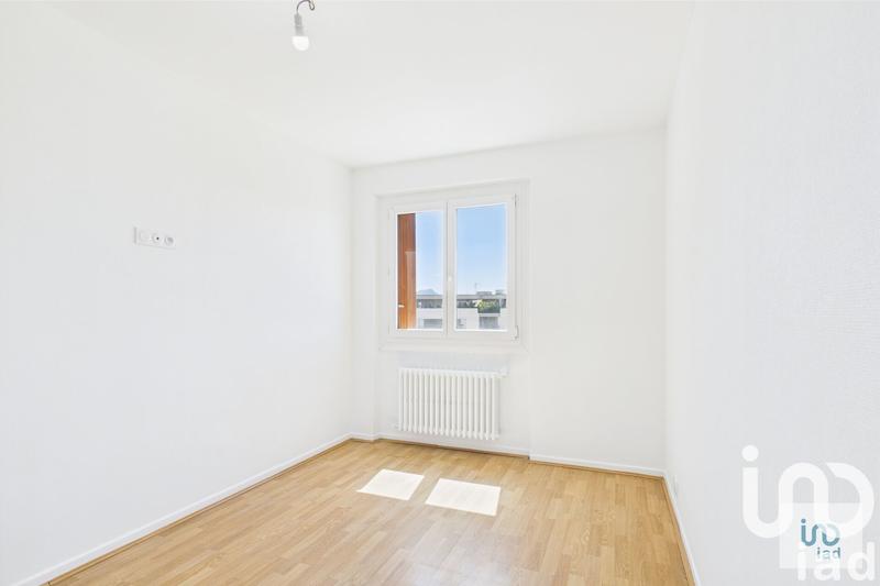 Appartement - 77 m² - 3 pièces