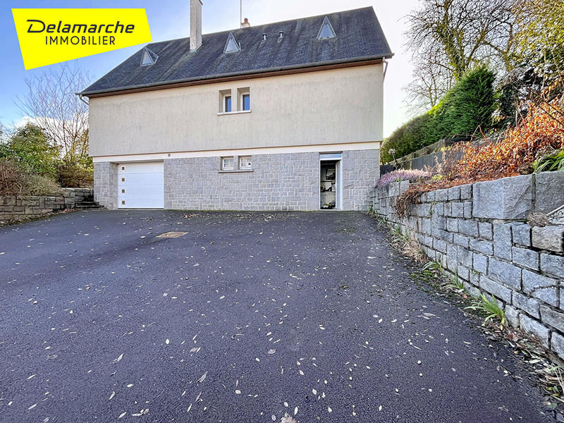 Maison - 136 m² - 6 pièces