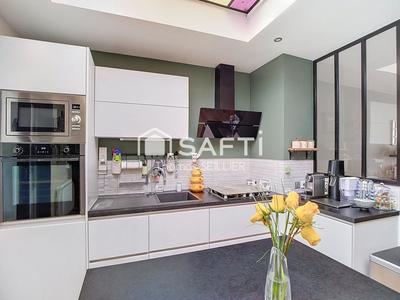 Maison - 99 m² - 4 pièces