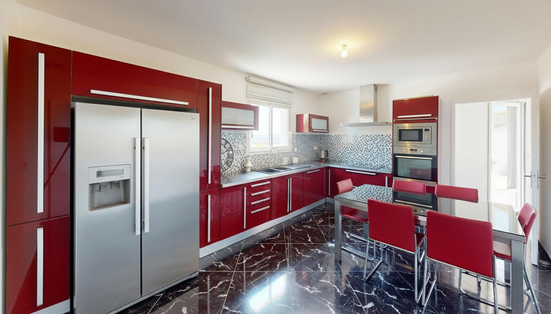 Maison - 120 m² - 5 pièces