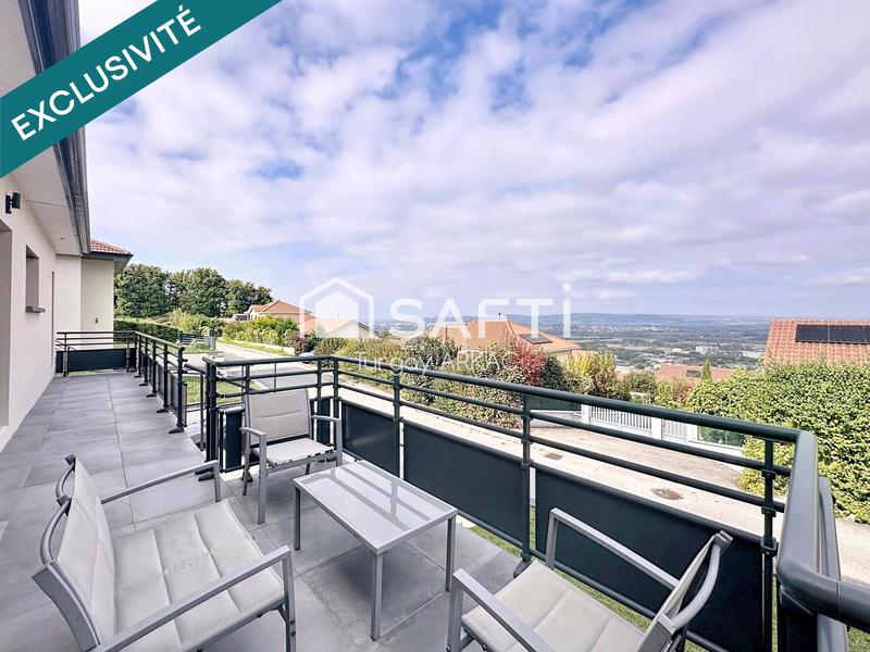 Maison - 140 m² - 5 pièces