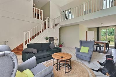 Maison - 171 m² - 8 pièces