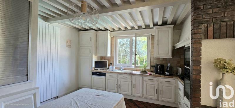 Maison - 235 m² - 7 pièces