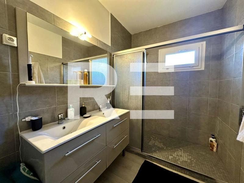 Villa - 160 m² - 6 pièces