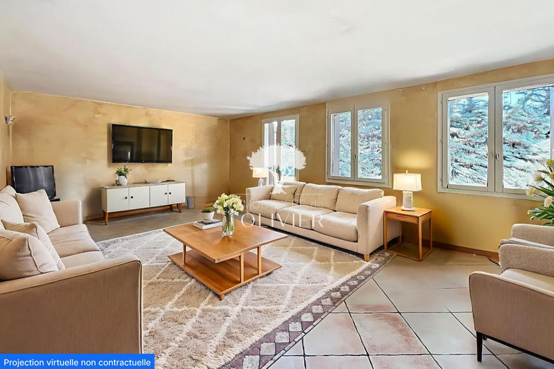 Maison - 250 m² - 7 pièces