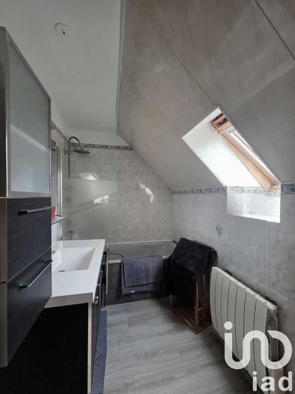 Maison - 110 m² - 6 pièces