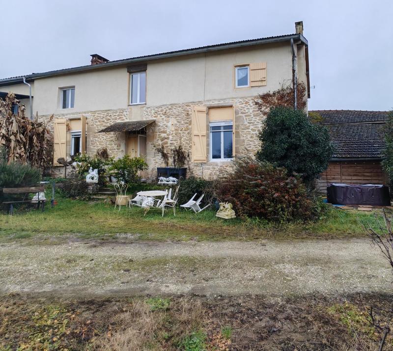 Maison - 165 m² - 6 pièces