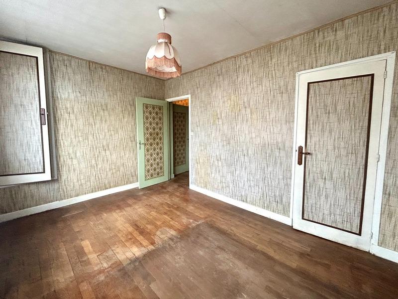 Maison de village - 111 m² - 6 pièces