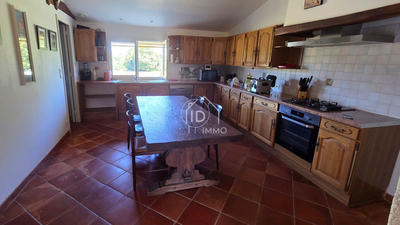 Maison - 170 m² - 4 pièces