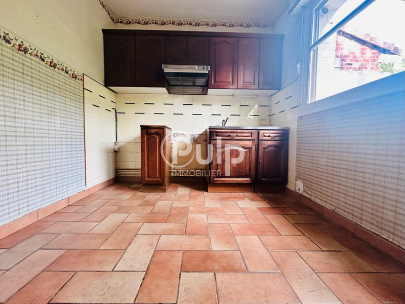 Maison - 93 m² - 6 pièces