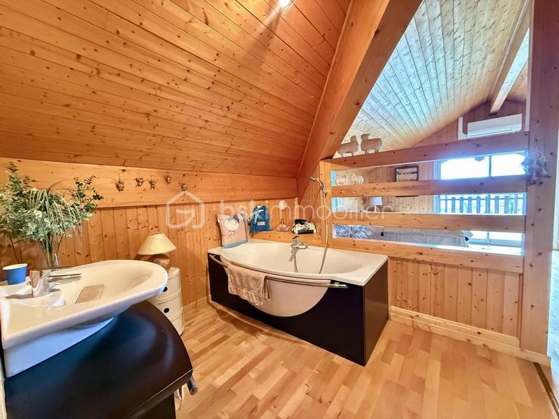 Maison - 152 m² - 5 pièces