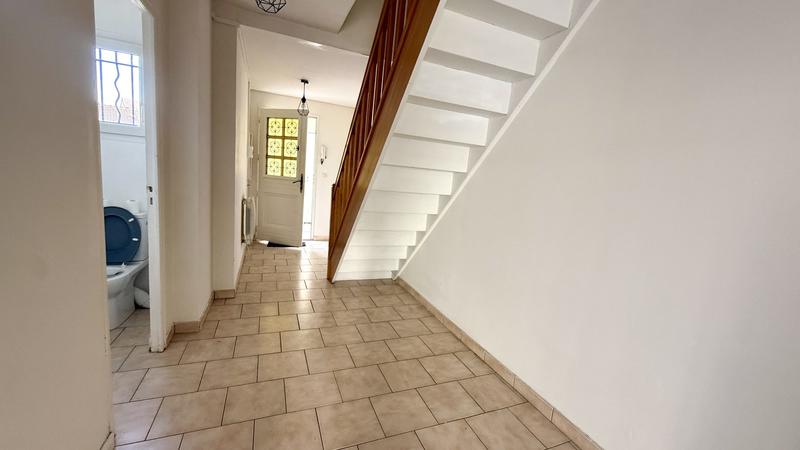 Maison - 92 m² - 5 pièces