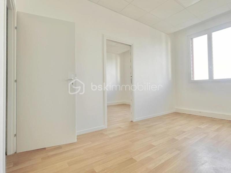 Bureau - 33 m² - 2 pièces