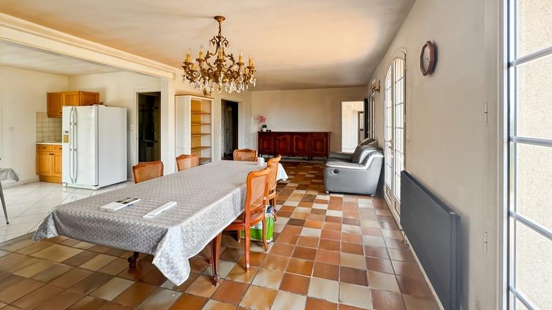 Maison - 184 m² - 6 pièces