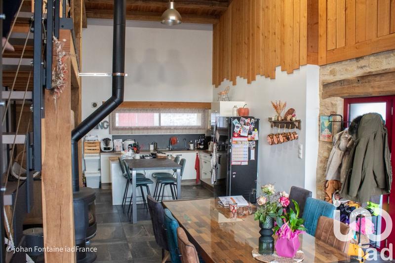 Maison - 140 m² - 5 pièces