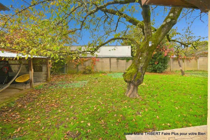 Maison - 200 m² - 8 pièces