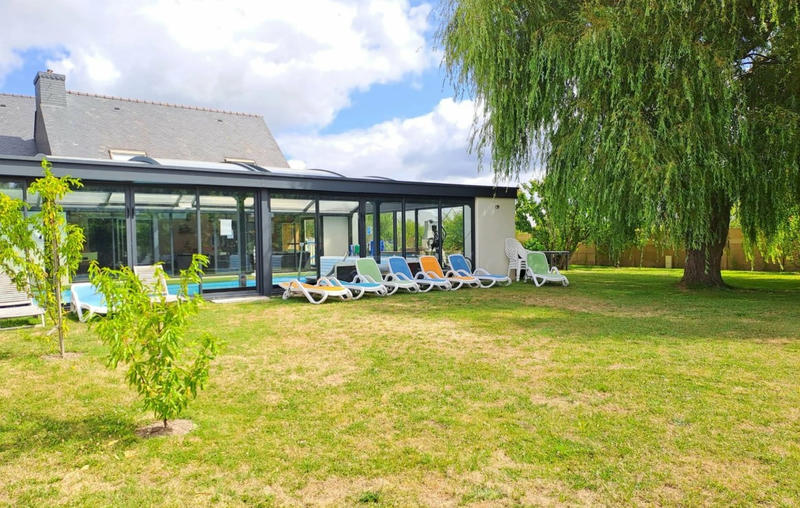 Maison - 258 m² - 13 pièces