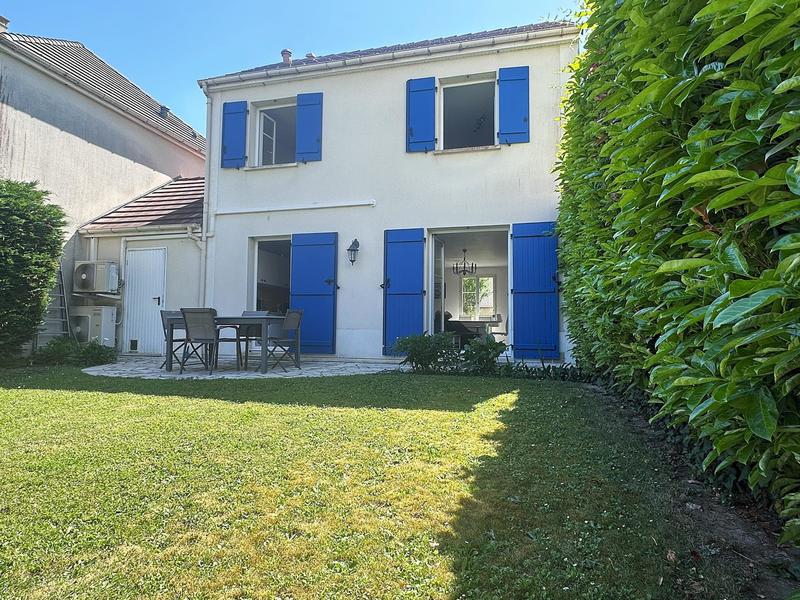 Maison - 80 m² - 4 pièces