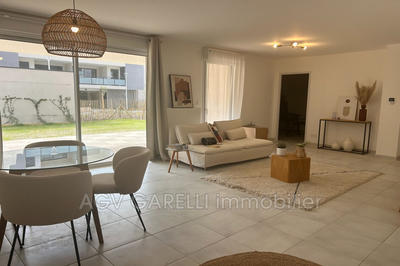 Appartement - 94 m² - 4 pièces