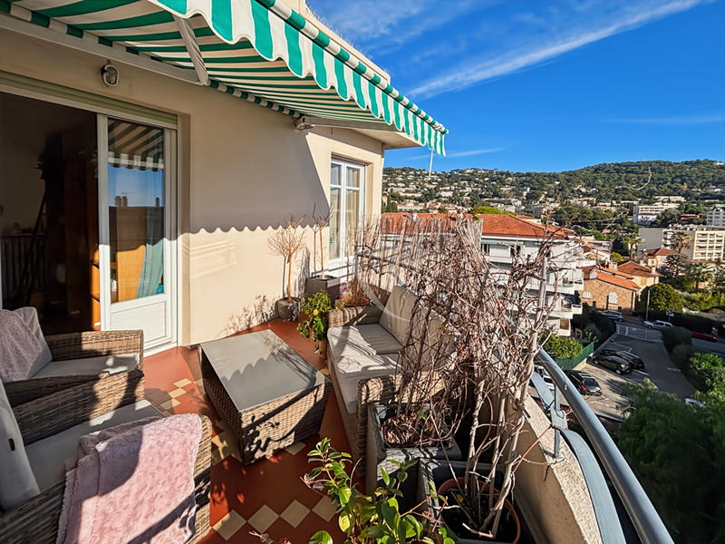 Appartement - 81 m² - 3 pièces