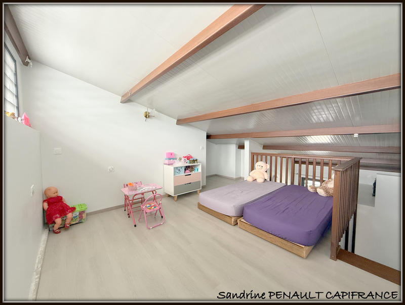 Maison d'architecte - 246 m² - 7 pièces